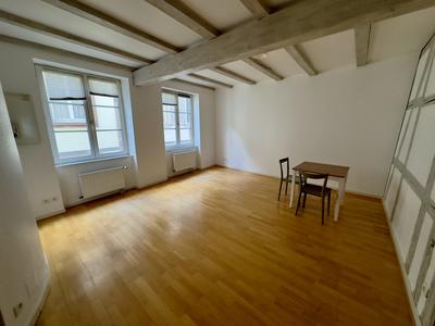 Appartement - 67 m² - 4 pièces