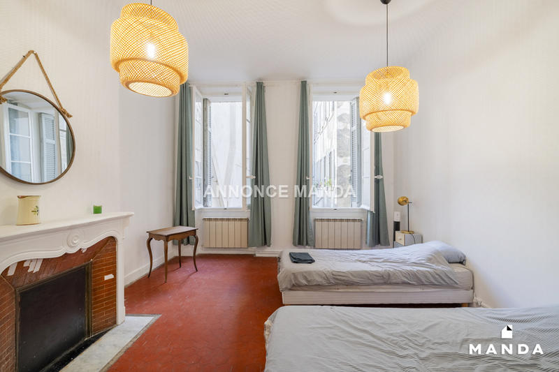 Appartement - 143 m² - 5 pièces