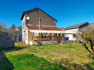 Maison - 121 m² - 3 pièces