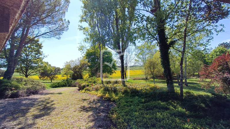 Maison - 183 m² - 6 pièces