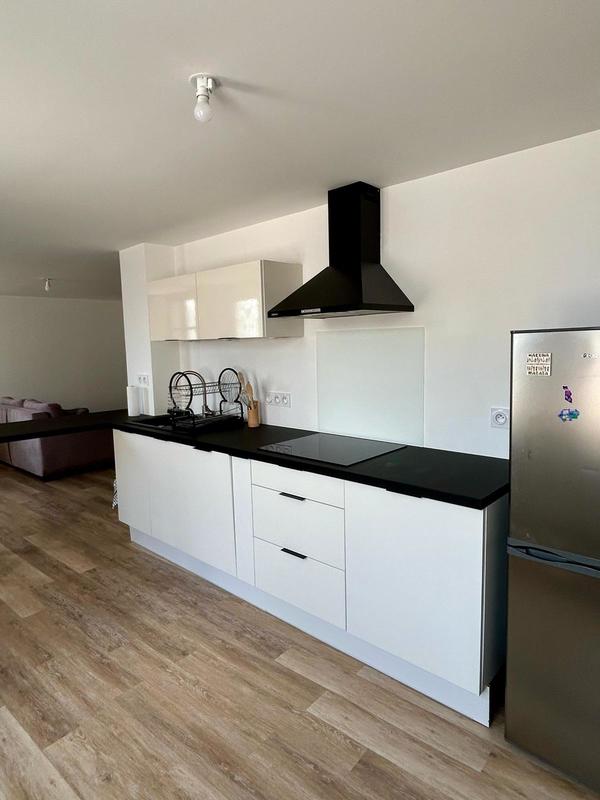 Appartement - 84 m² - 3 pièces