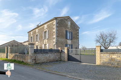 Maison - 219 m² - 6 pièces