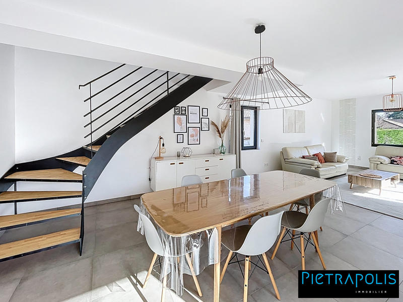 Maison contemporaine - 135 m² - 5 pièces