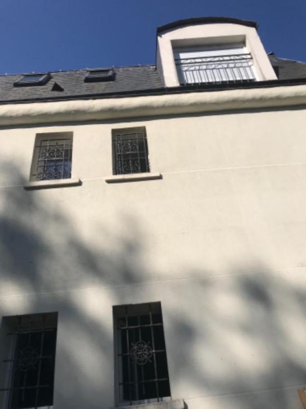 Maison - 360 m² - 22 pièces