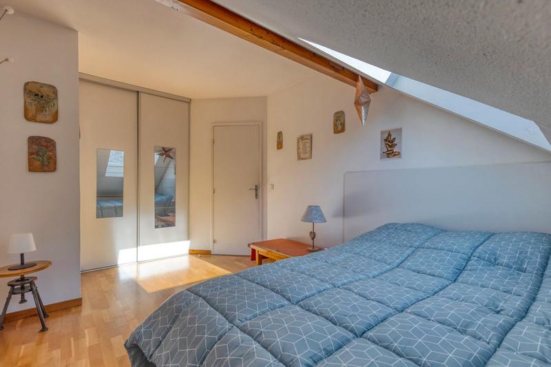 Duplex - 93 m² - 4 pièces