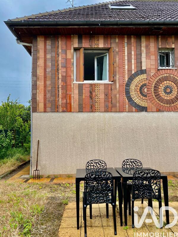 Maison - 155 m² - 8 pièces