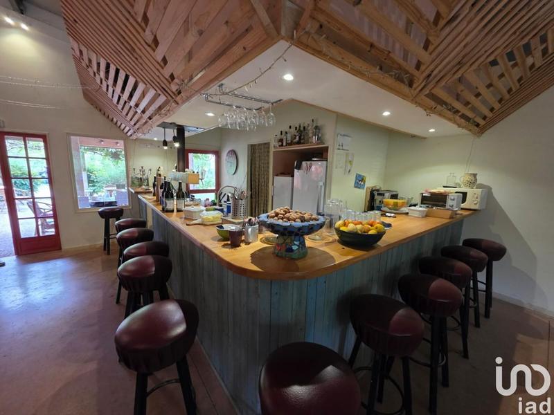 Local commercial - 165 000 m²