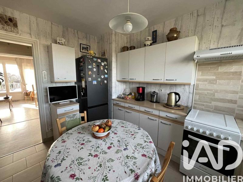 Appartement - 77 m² - 3 pièces