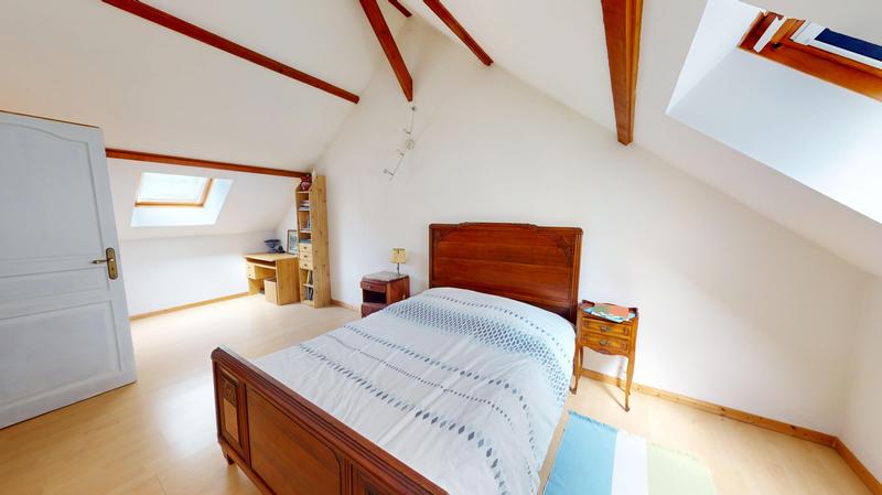 Maison - 212 m² - 8 pièces