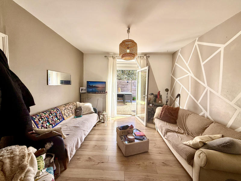 Maison - 90 m² - 4 pièces