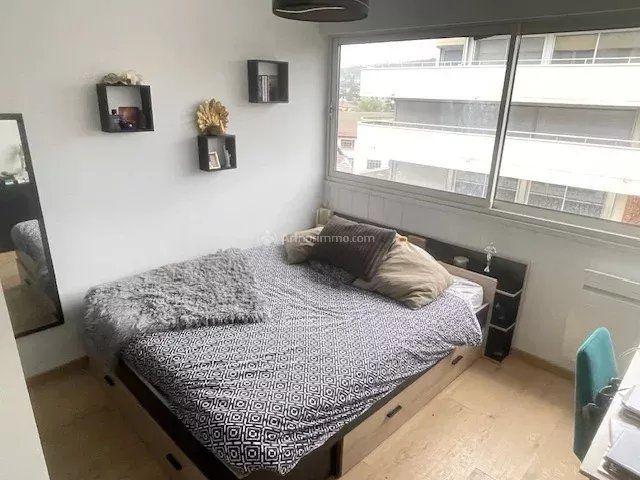 Appartement - 83 m² - 3 pièces