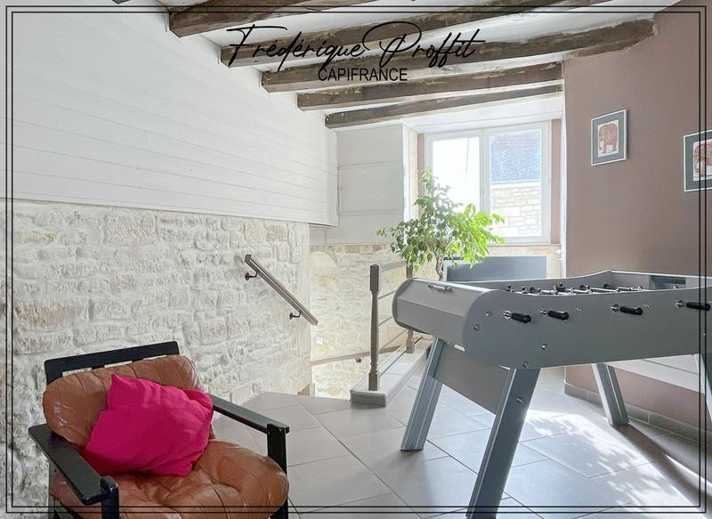 Maison - 121 m² - 5 pièces