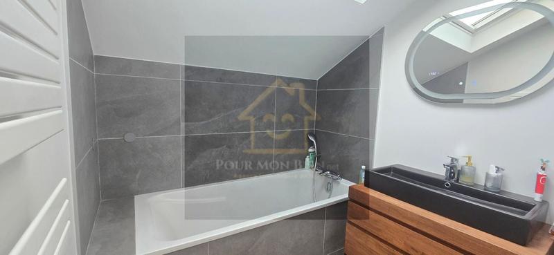 Maison bourgeoise - 135 m² - 6 pièces