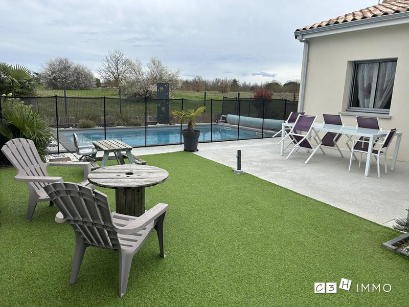 Maison - 103 m² - 4 pièces