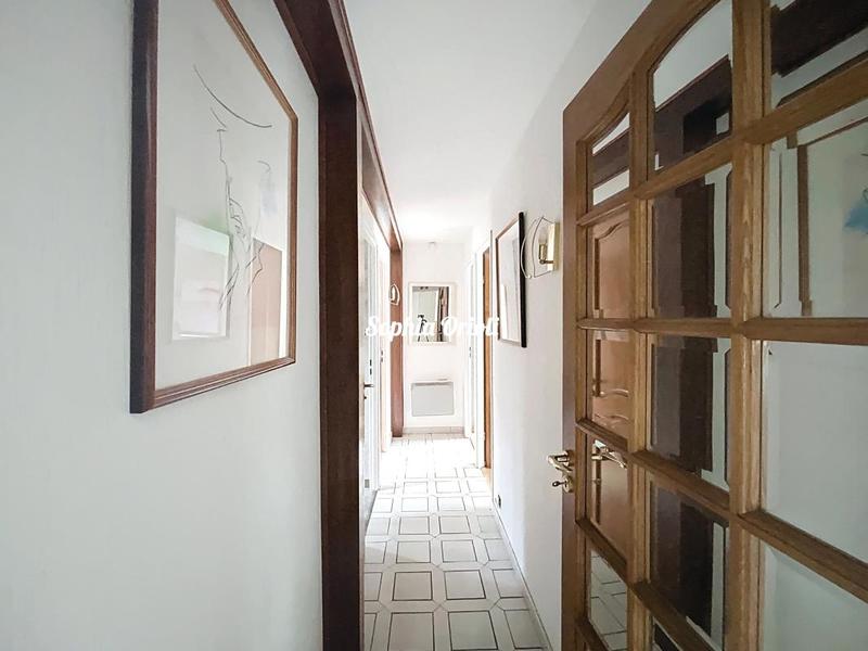 Maison - 185 m² - 5 pièces