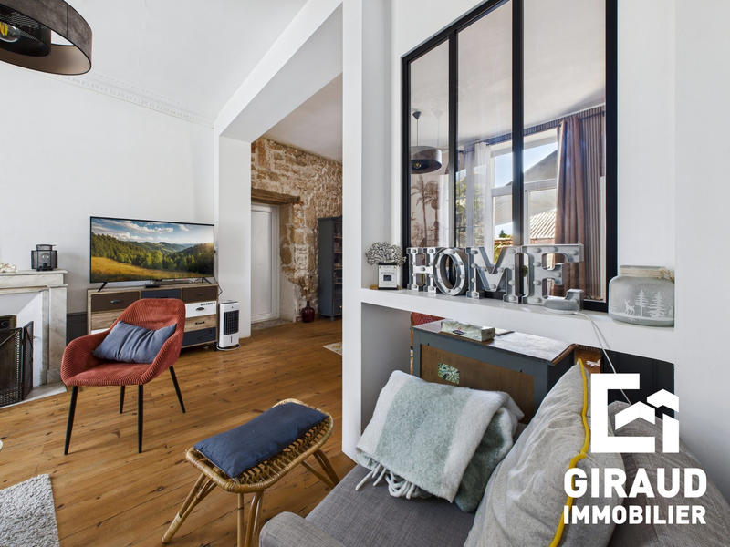 Maison - 86 m² - 5 pièces