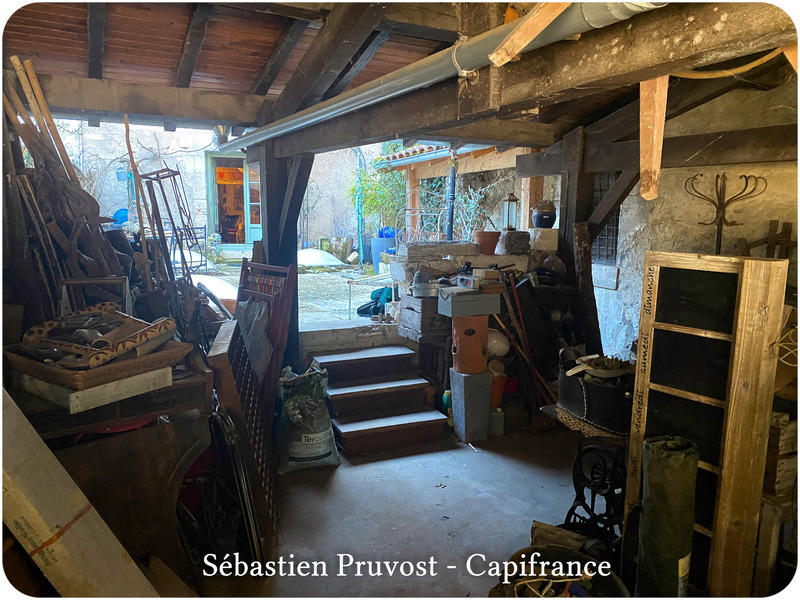 Maison en pierre - 400 m² - 8 pièces