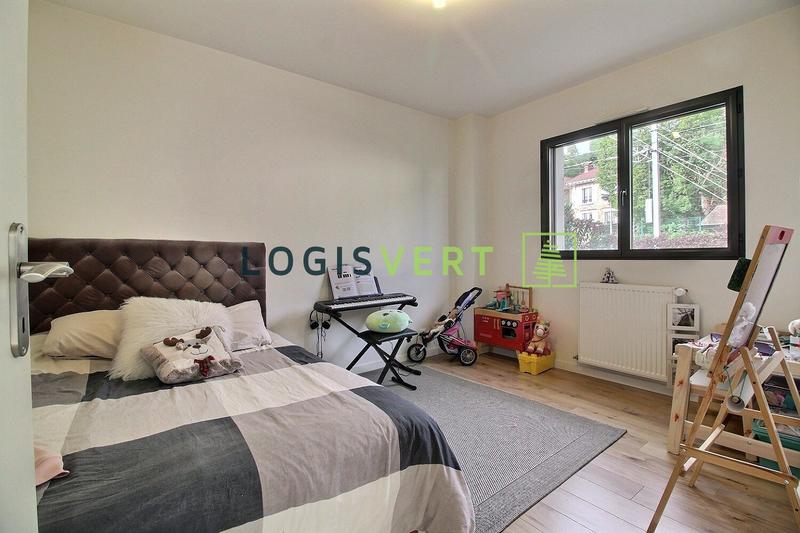 Maison - 107 m² - 6 pièces