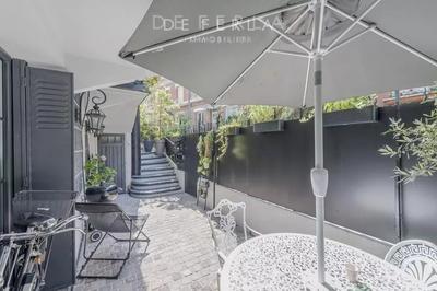 Maison de ville - 195 m² - 6 pièces