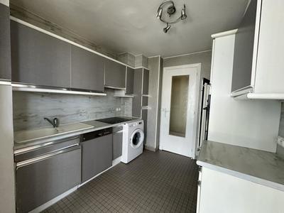 Appartement ancien - 85 m² - 4 pièces