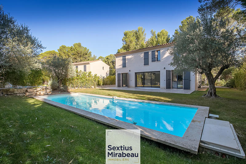 Demeure - 175 m² - 6 pièces