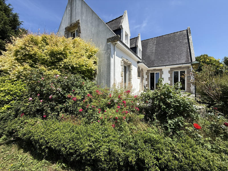 Maison traditionnelle - 145 m² - 7 pièces