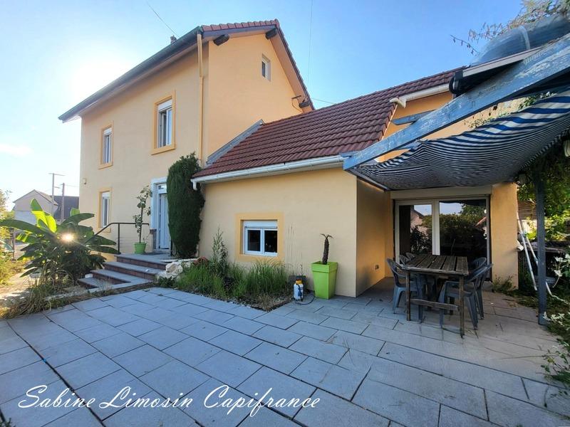 Maison - 105 m² - 4 pièces