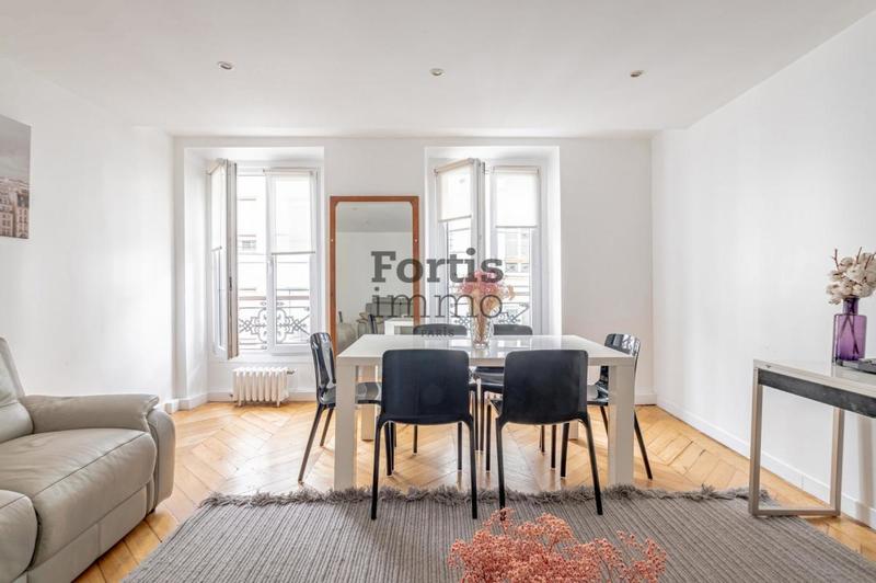 Appartement - 93 m² - 4 pièces