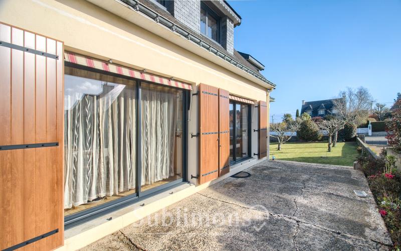 Maison - 120 m² - 5 pièces