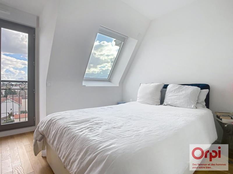 Penthouse - 77 m² - 3 pièces