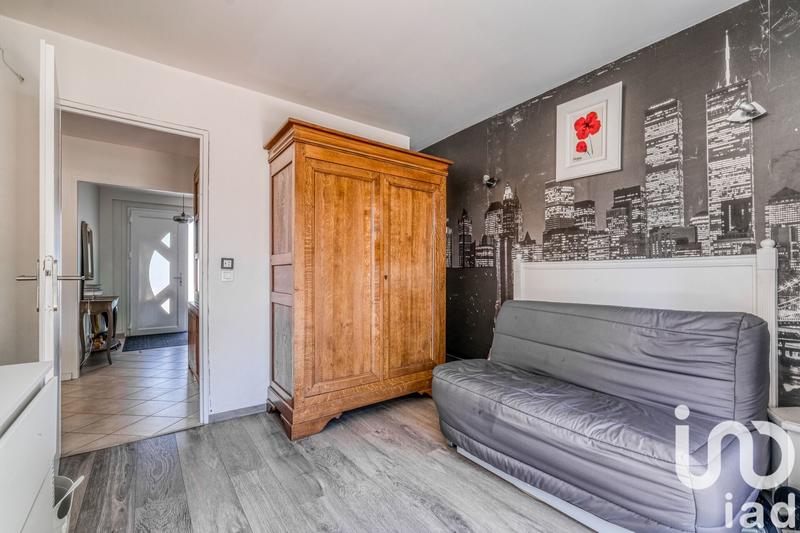 Maison - 165 m² - 8 pièces