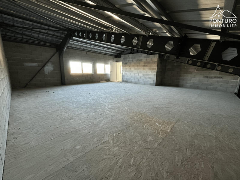 Fonds de commerce - 300 m²