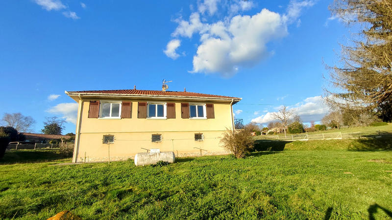 Maison - 83 m² - 5 pièces