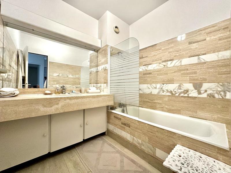 Appartement - 82 m² - 3 pièces