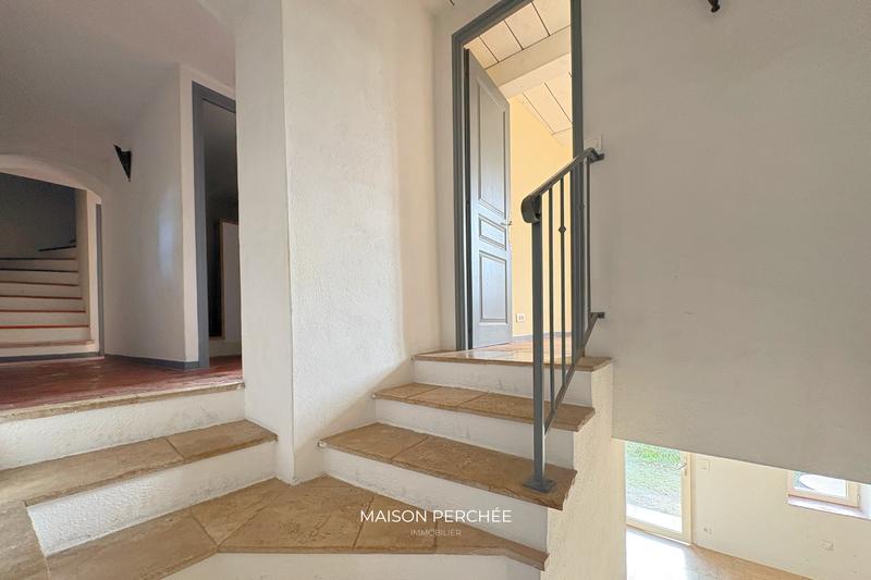 Maison - 149 m² - 8 pièces