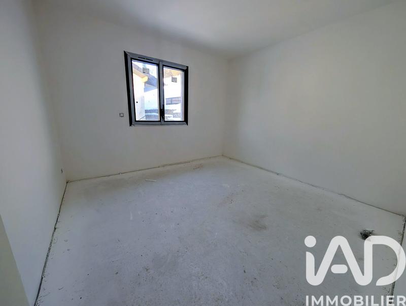 Appartement - 77 m² - 4 pièces