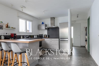 Maison - 90 m² - 6 pièces