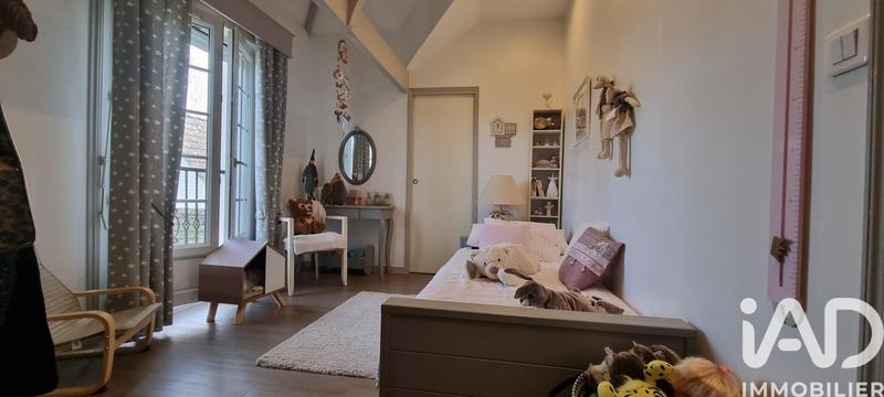 Maison - 172 m² - 6 pièces