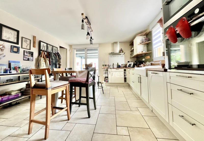 Maison - 113 m² - 5 pièces