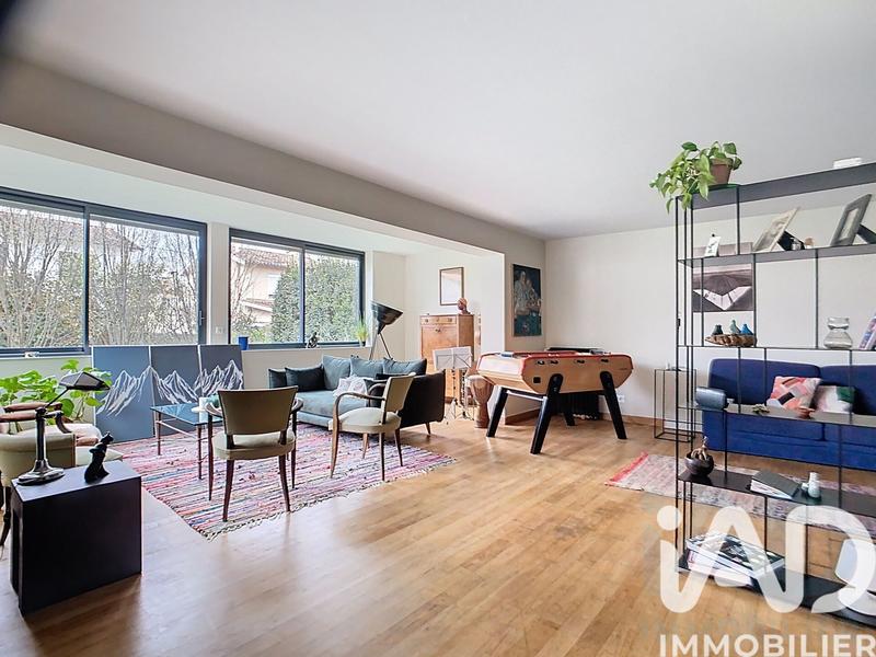 Maison - 198 m² - 7 pièces