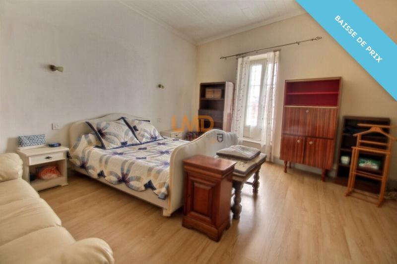 Maison de village - 141 m² - 6 pièces