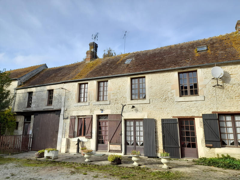 Maison - 101 m² - 5 pièces