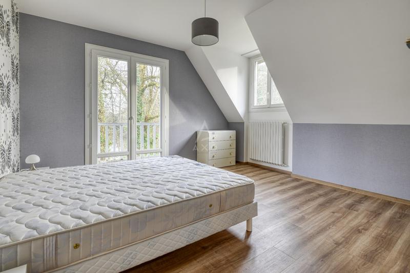 Maison - 170 m² - 7 pièces