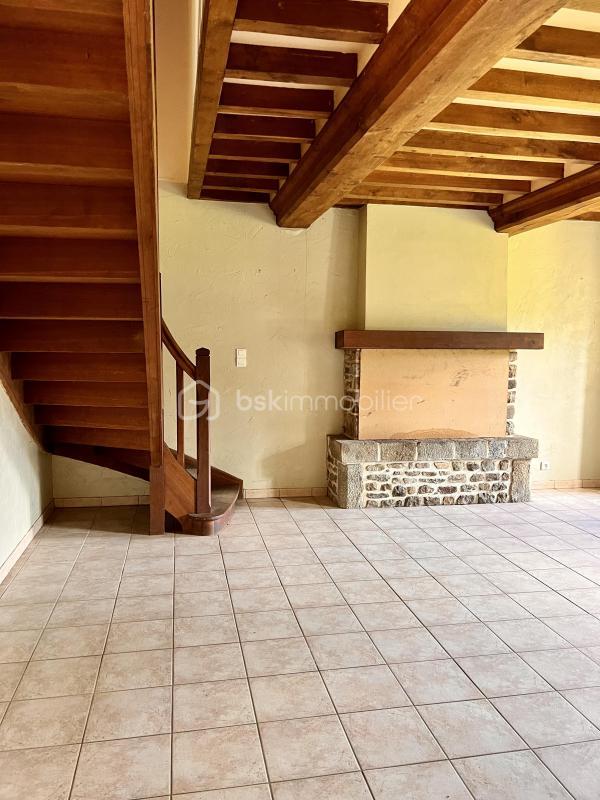Maison en pierre - 152 m² - 5 pièces