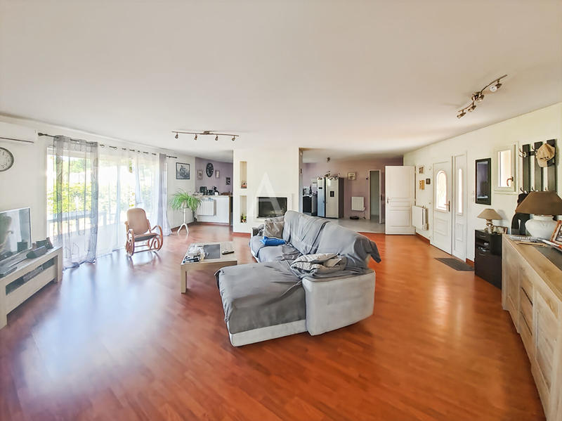 Maison - 142 m² - 5 pièces