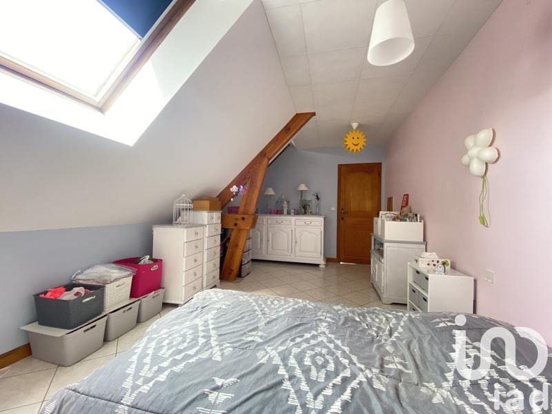 Maison - 200 m² - 8 pièces