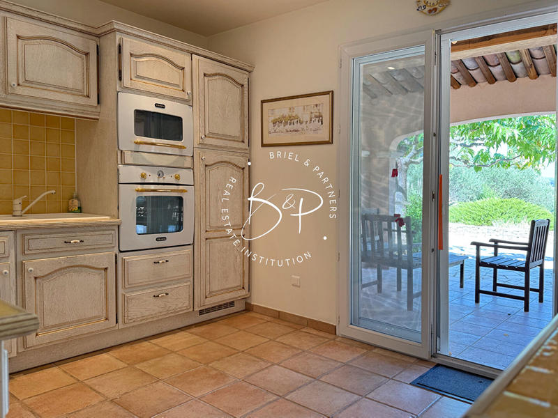 Maison - 186 m² - 6 pièces