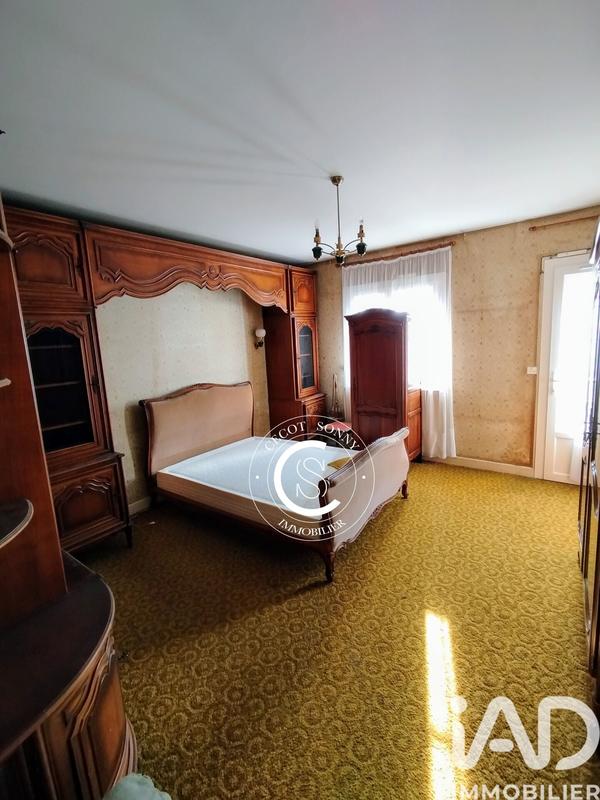 Maison - 230 m² - 6 pièces