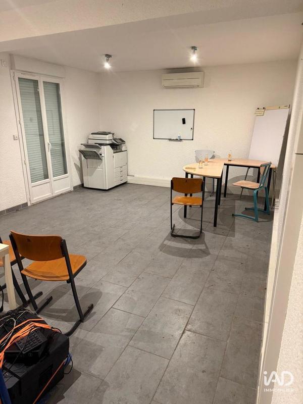 Local commercial - 4 570 m²