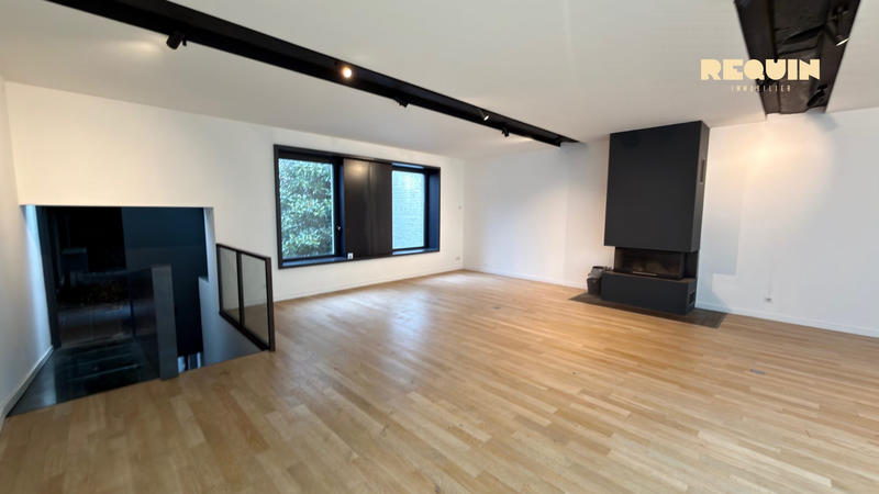 Loft - 200 m² - 3 pièces